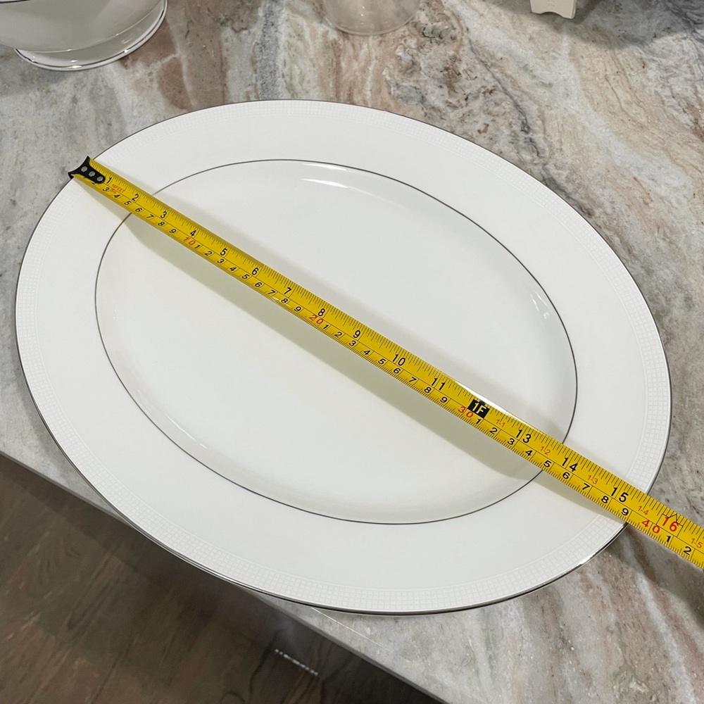 Vera wang serving platter